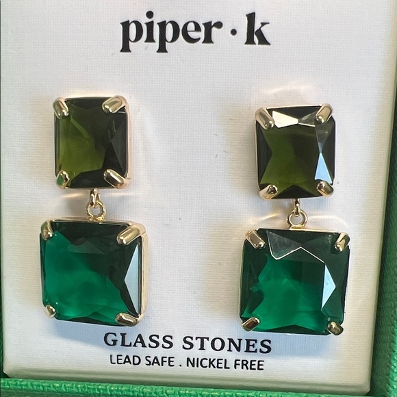 Piper K | Green Square Drop Earrings - Picture 6 of 7